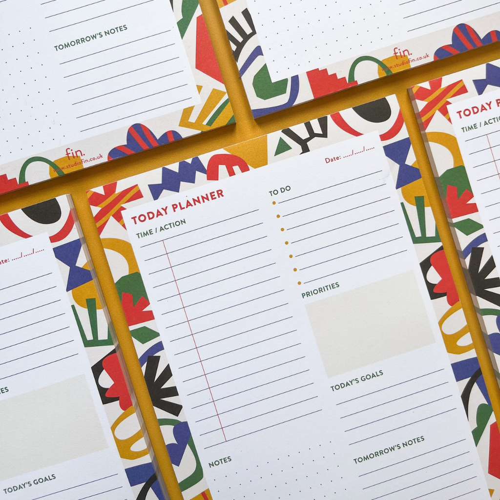 Planner Premium Romi – L’allié de votre créativité quotidienne.