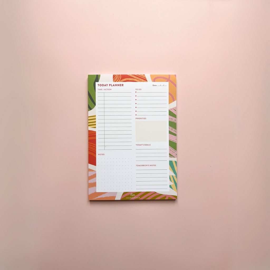 Planner Premium Namo – Clarifiez vos journées avec style.